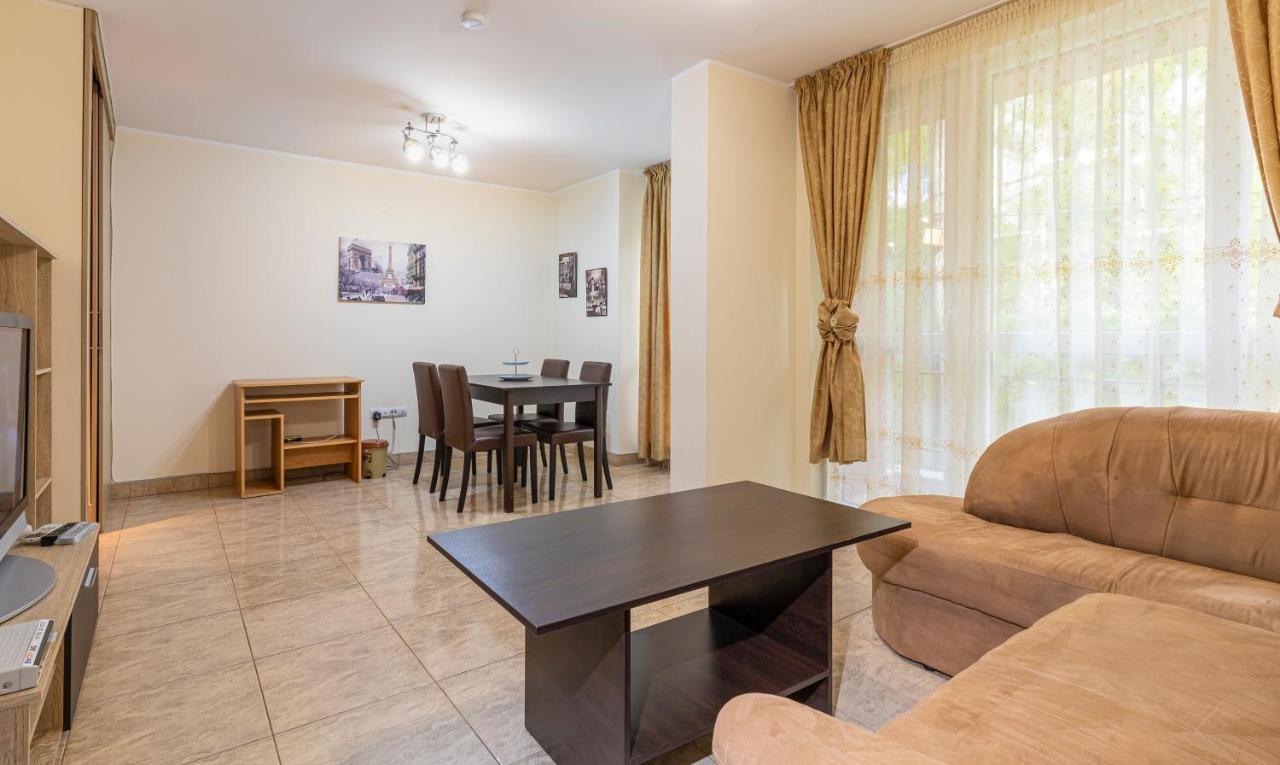 1Bd Apartment In A Calm Area Near The Centre By Flat Mаnager Plovdiv Extérieur photo